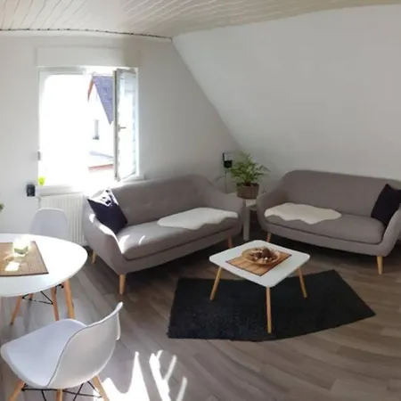 Gemuetlich Mit Blick Auf Burg.autobahnanbindung Untergruppenbach