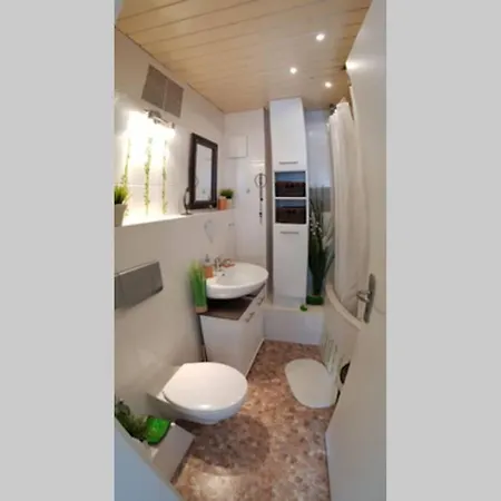 Gemuetlich Mit Blick Auf Burg.autobahnanbindung Апартаменты *